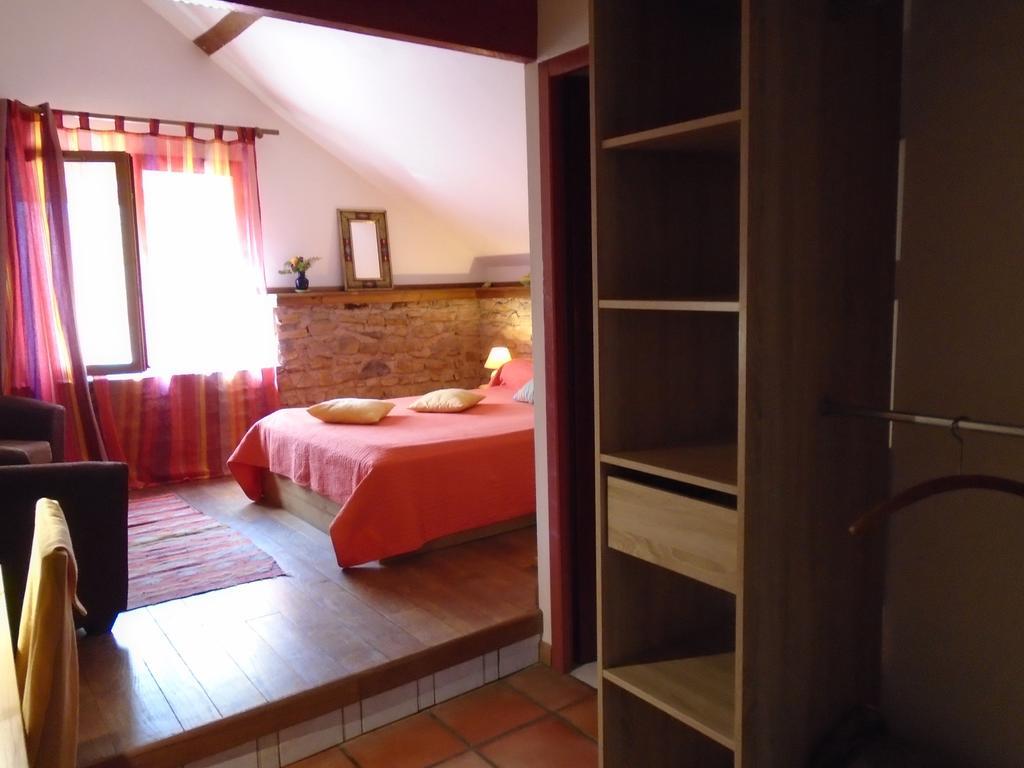 La Ferme Aux Sangliers - Micalet Villa Issor Екстериор снимка